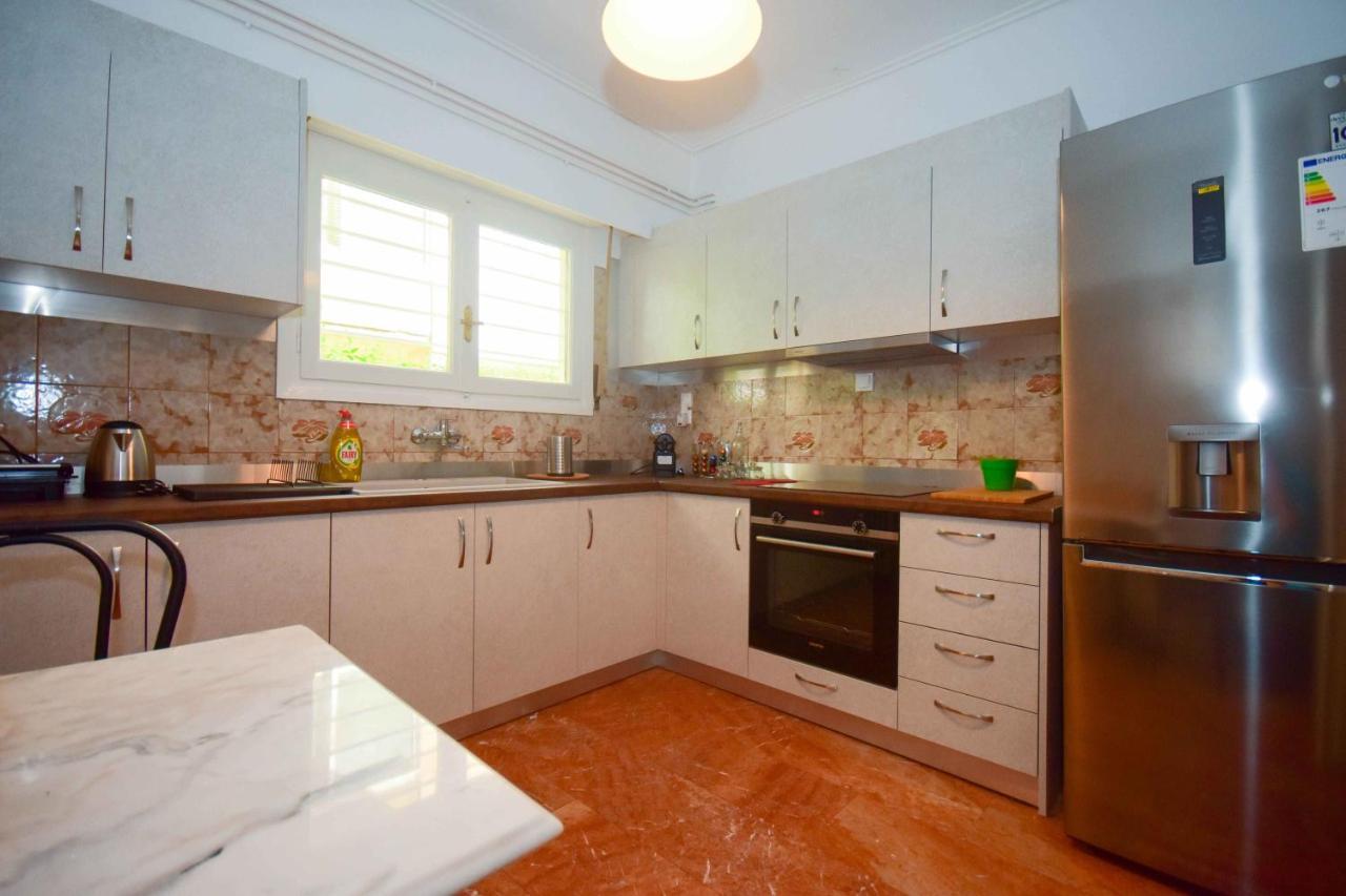 Filoxenia Apartment Atene Esterno foto
